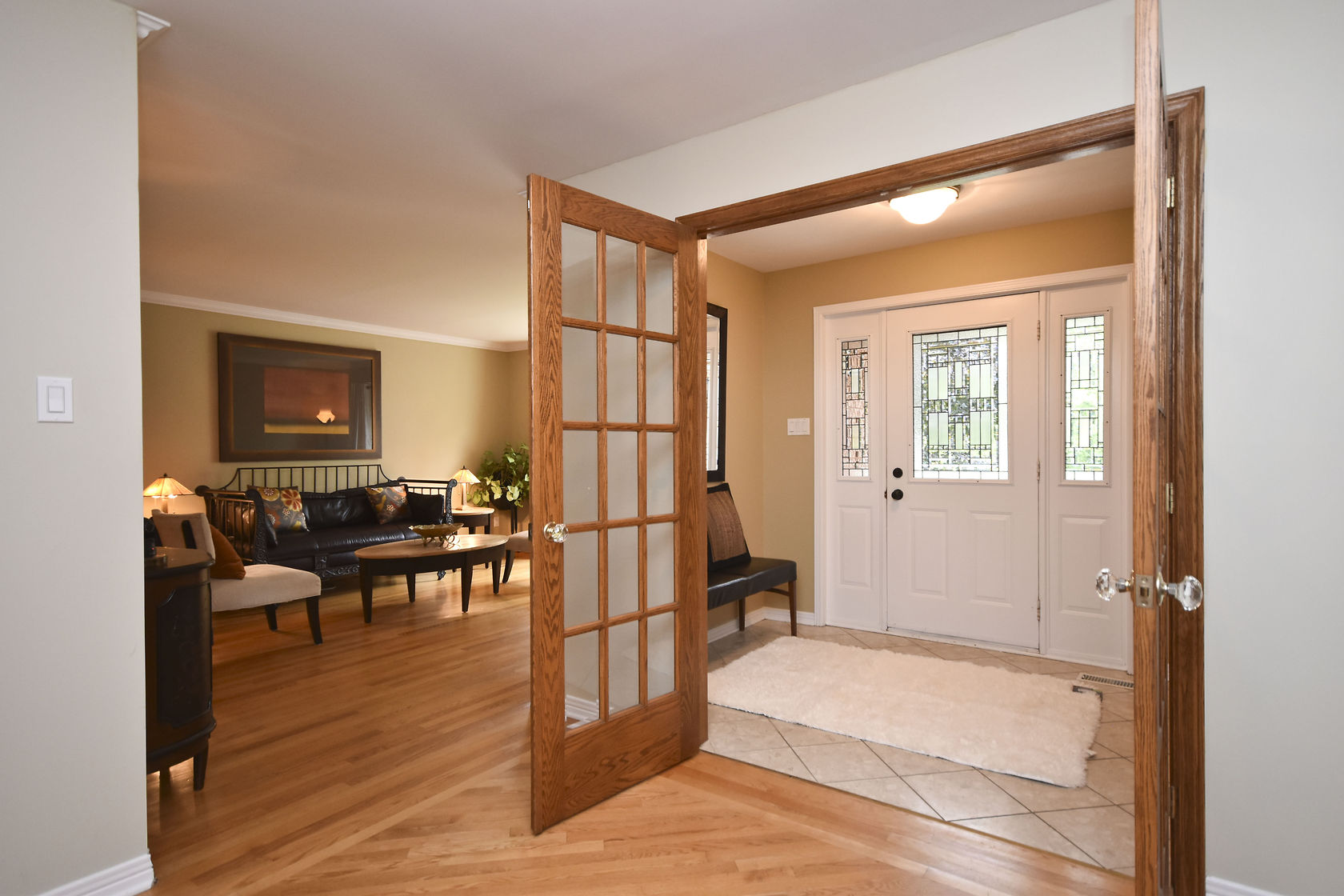 3725 Sixth - Foyer 1 3725 Sixth - Foyer 1