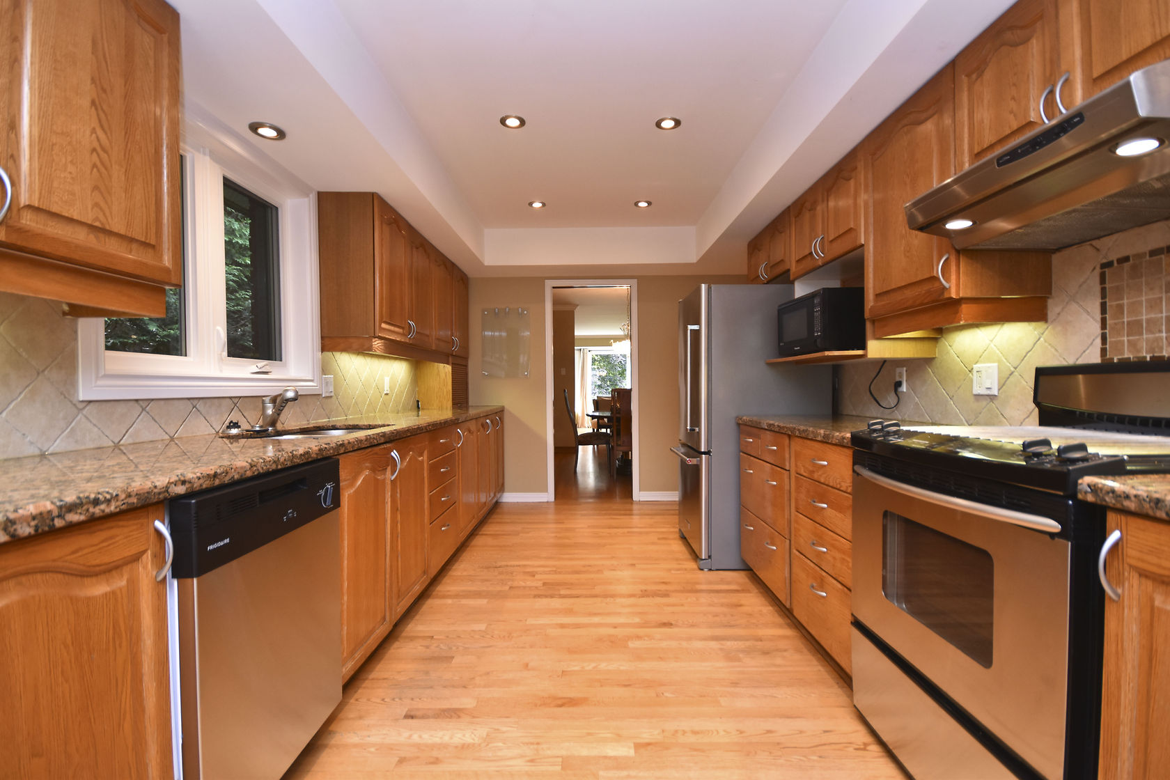 3725 Sixth - Kitchen 3725 Sixth - Kitchen