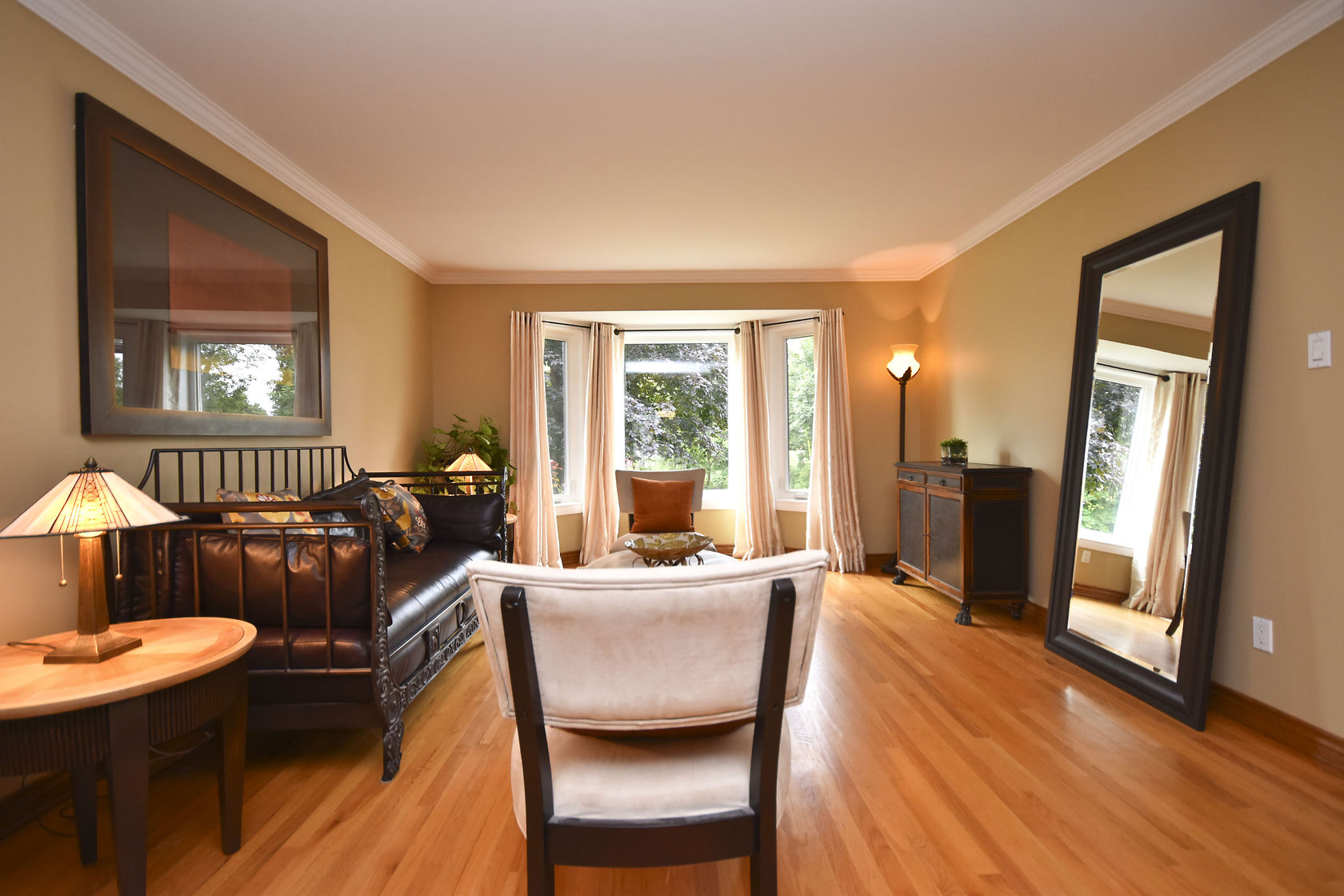 3725 Sixth - Living Rm 1 3725 Sixth - Living Rm 1