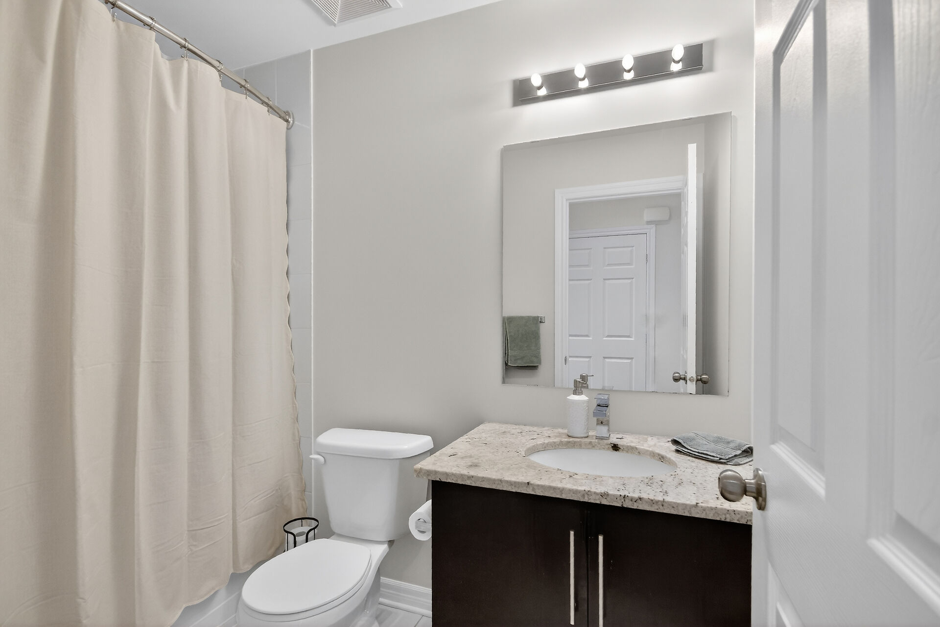 849-bath1