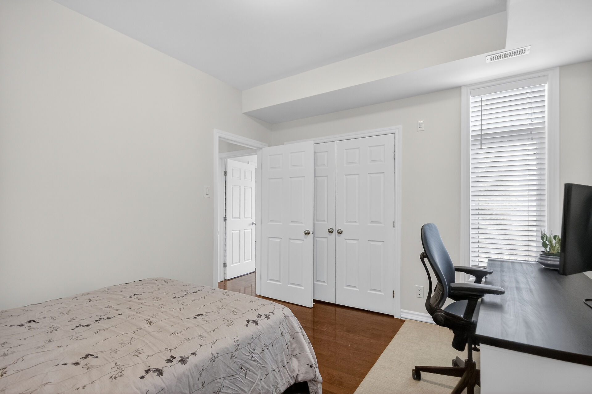 849-bed 3