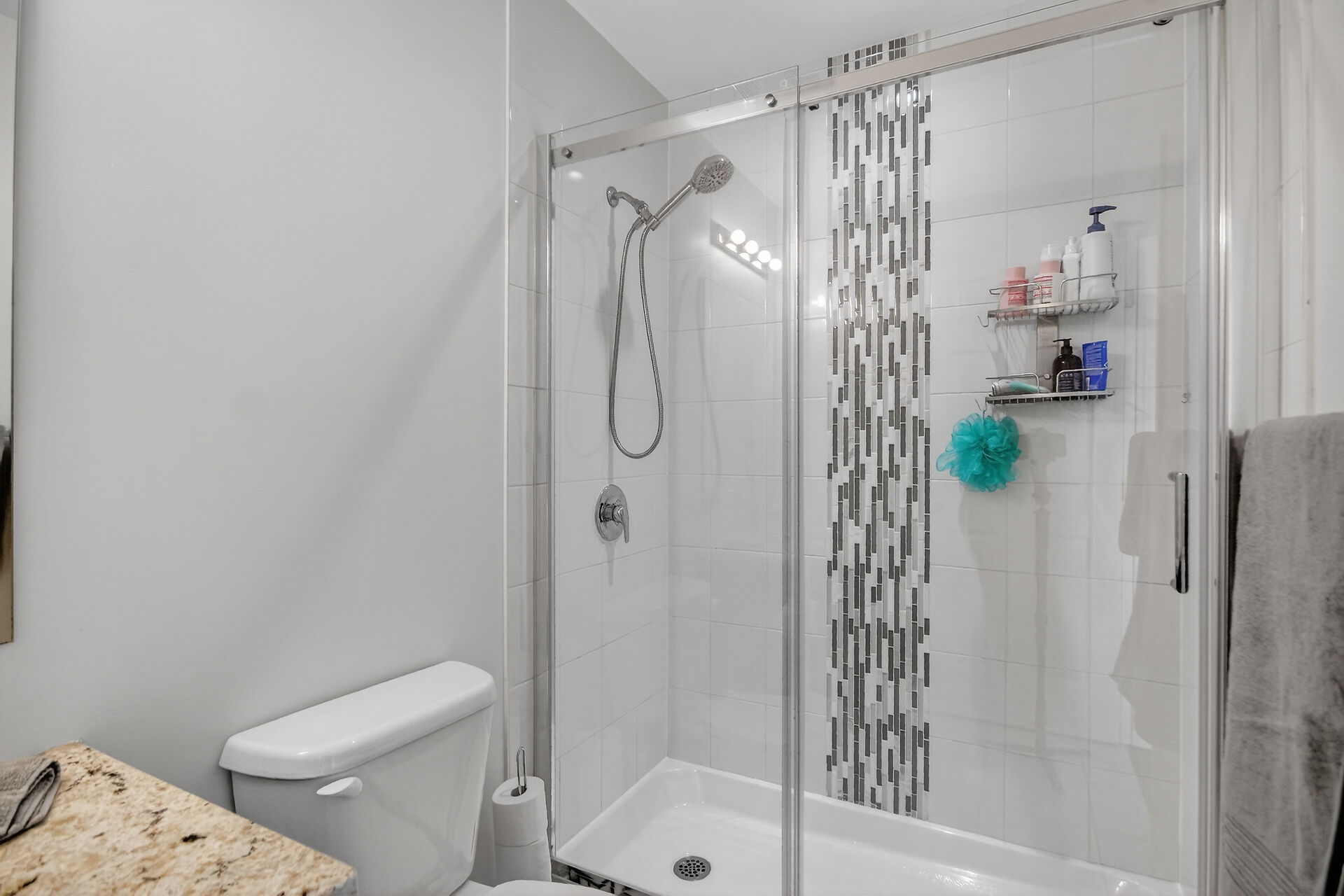 849-ensuite 2