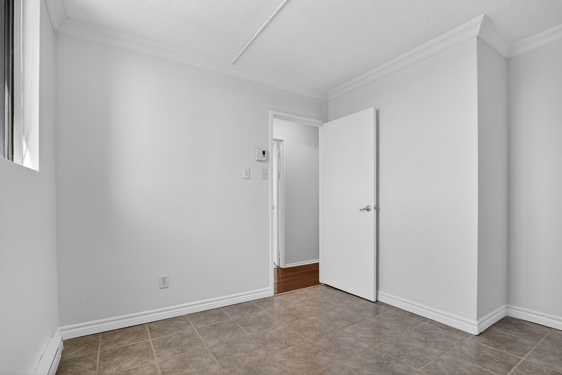 602-Bedroom