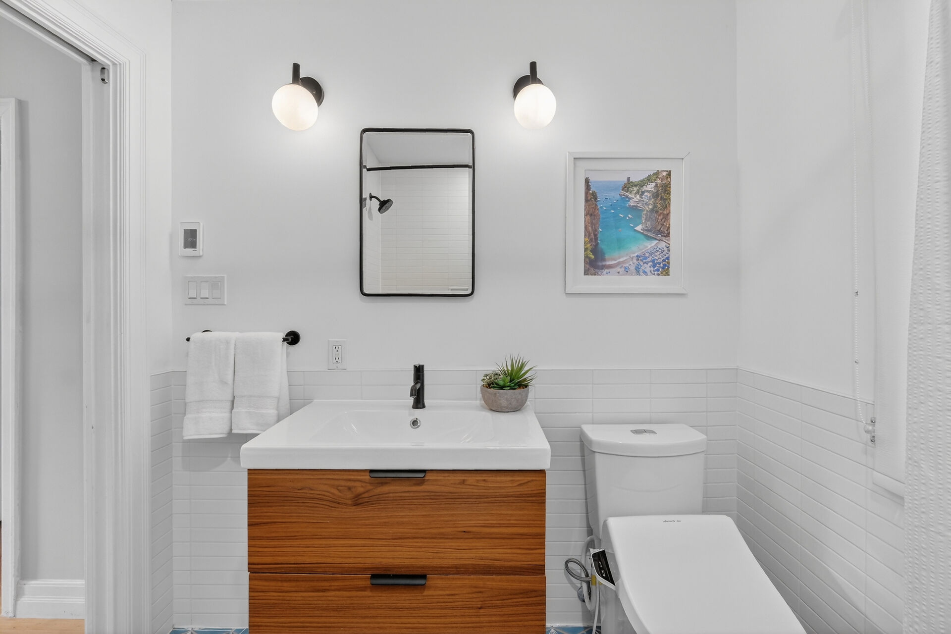 90 S - Bathroom 1 90 S - Bathroom 1