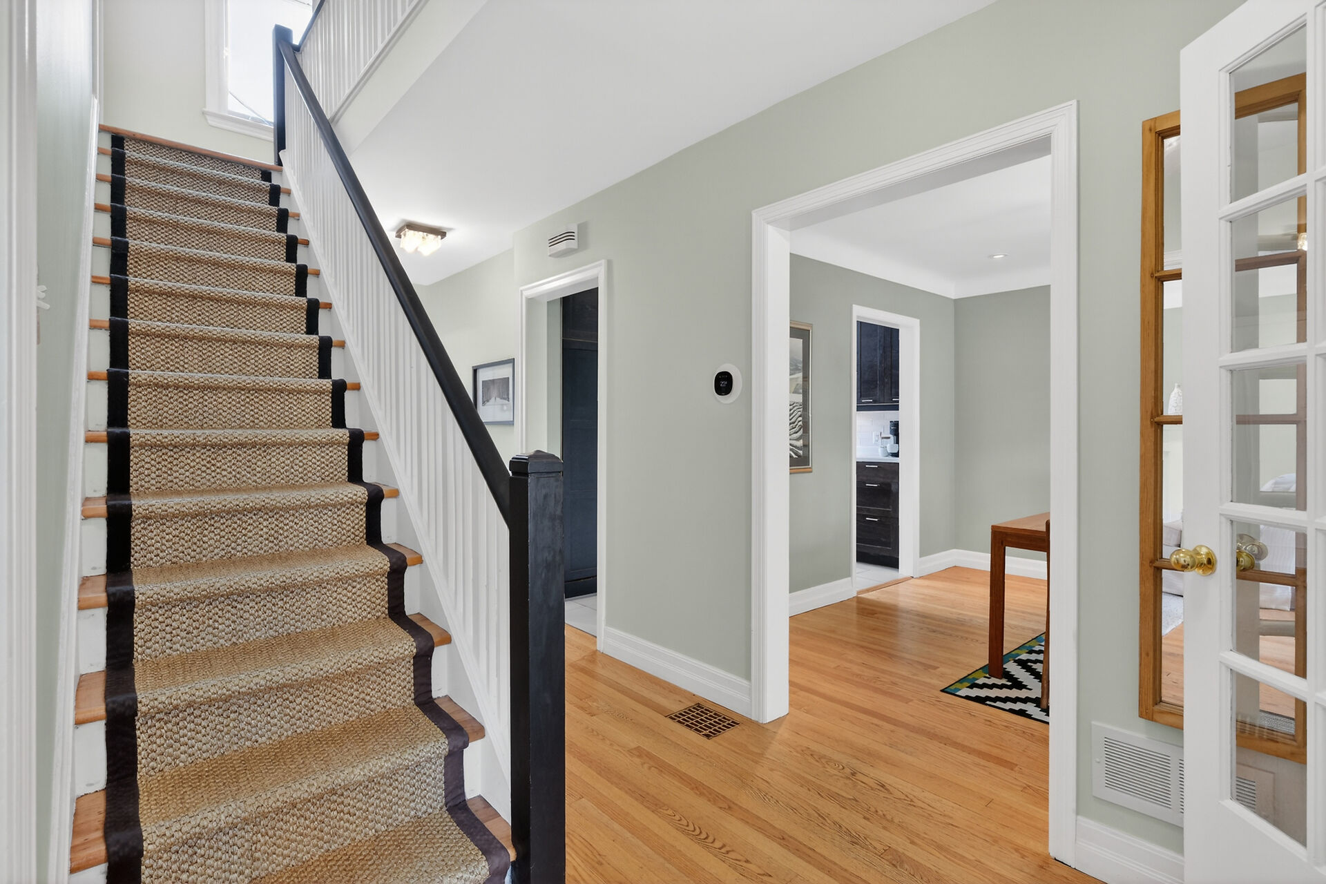 90 S - Staircase 90 S - Staircase
